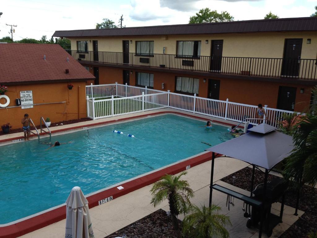 Americas Best Value Inn Норт Порт Екстериор снимка
